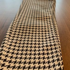 F21 premium denim houndstooth pattern